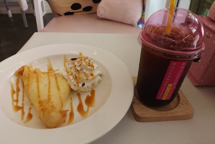 揚げたアイスクリームとアイス・アメリカーノ